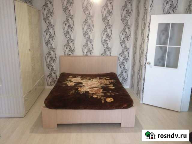 1-комнатная квартира, 38 м², 5/9 эт. в аренду посуточно в Салехарде Салехард - изображение 1