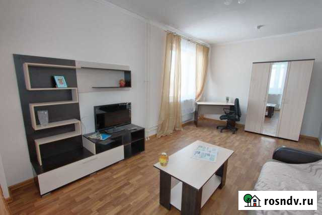 2-комнатная квартира, 48 м², 2/5 эт. в аренду посуточно в Нефтеюганске Нефтеюганск - изображение 1