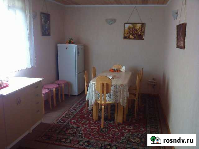 Комната 30 м² в 3-ком. кв., 1/1 эт. в аренду посуточно в Таганроге Таганрог - изображение 1