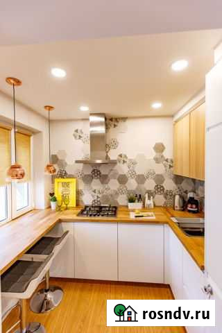 2-комнатная квартира, 50 м², 1/5 эт. в аренду посуточно в Мурманске Мурманск - изображение 1