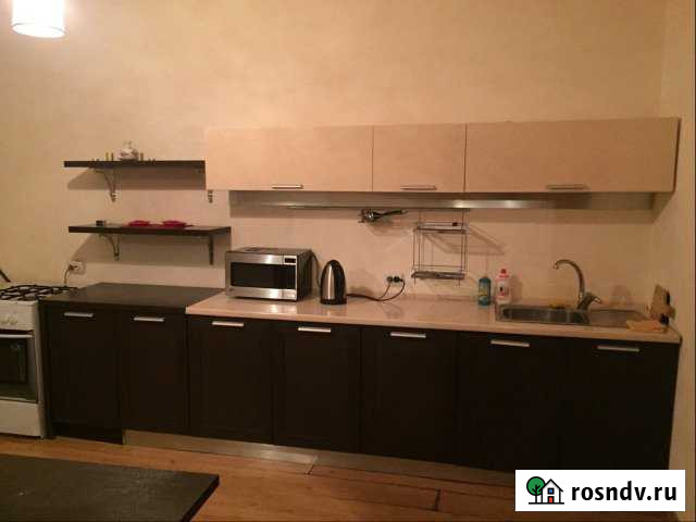 2-комнатная квартира, 82 м², 2/10 эт. в аренду посуточно в Курске Курск - изображение 1