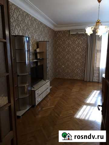 3-комнатная квартира, 73 м², 2/3 эт. в аренду на длительный срок в Севастополе Севастополь - изображение 1