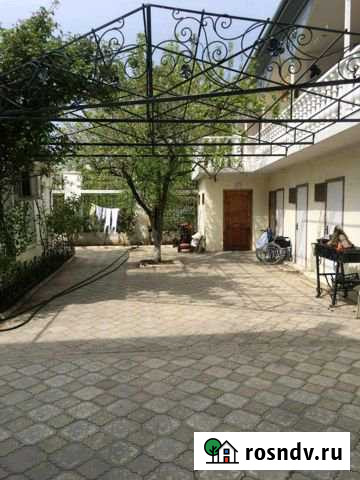 Комната 20 м² в 8-ком. кв., 1/2 эт. в аренду посуточно в Саках Саки - изображение 1