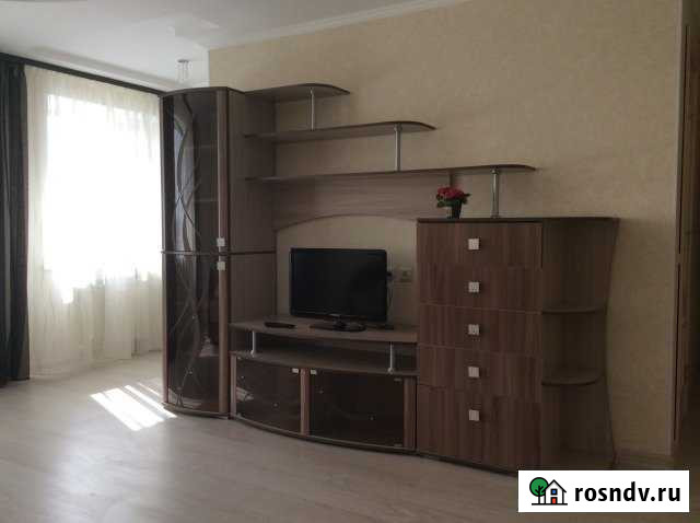 Квартира-студия, 40 м², 4/5 эт. в аренду посуточно в Каменске-Уральском Каменск-Уральский - изображение 1