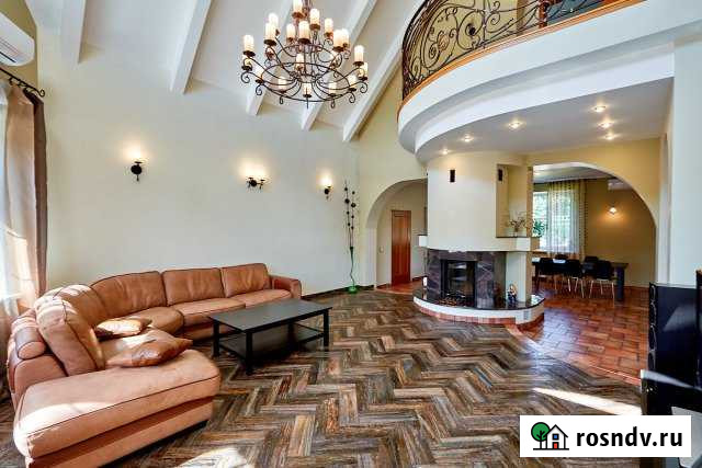 Коттедж 696 м² на участке 15 сот. в аренду посуточно в Марфино Московской области Марфино - изображение 1