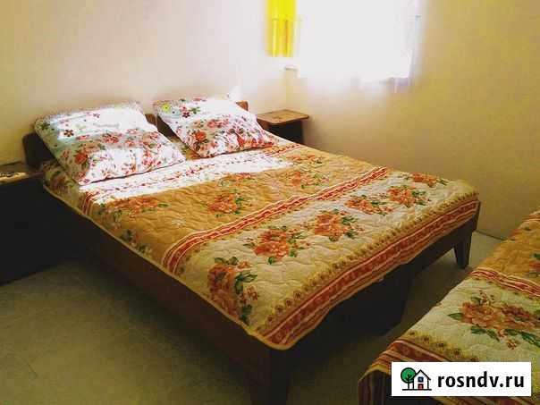 Комната 17 м² в 1-ком. кв., 1/2 эт. в аренду посуточно в Саках Саки - изображение 1