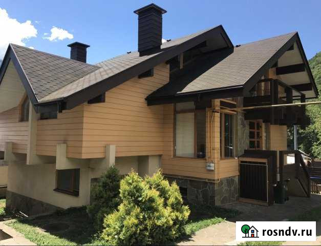 Коттедж 300 м² на участке 160 сот. в аренду посуточно в Красной Поляне Краснодарского края Красная Поляна - изображение 1