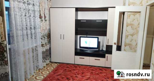 1-комнатная квартира, 36 м², 5/5 эт. в аренду посуточно в Каменске-Шахтинском Каменск-Шахтинский - изображение 1