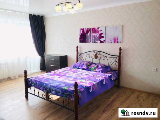 1-комнатная квартира, 34 м², 4/5 эт. в аренду посуточно в Назарово Назарово - изображение 1