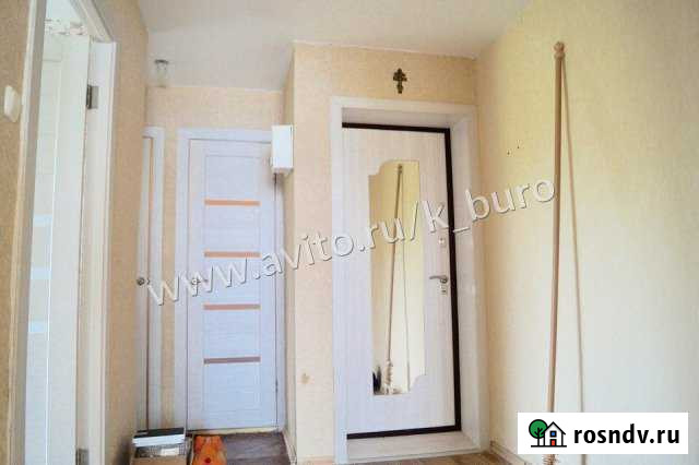 3-комнатная квартира, 52 м², 4/5 эт. на продажу в Краснотурьинске Краснотурьинск - изображение 1