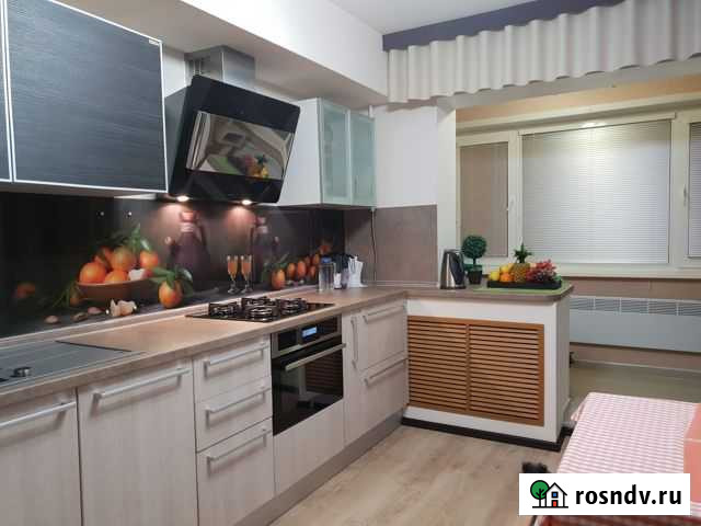 1-комнатная квартира, 53 м², 5/5 эт. на продажу в Салехарде Салехард - изображение 1