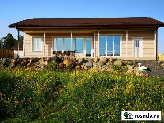 Коттедж 130 м² на участке 15 сот. в аренду посуточно в Петрозаводске Петрозаводск - изображение 1