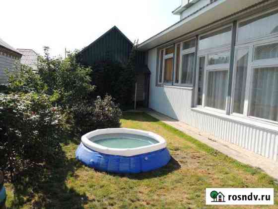 Коттедж 270 м² на участке 7 сот. в аренду посуточно в Яровом Яровое