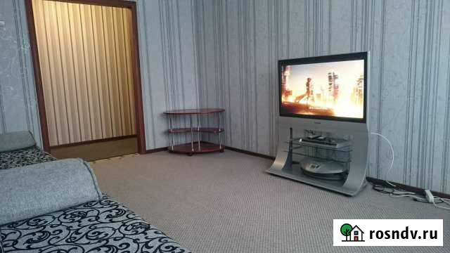 3-комнатная квартира, 70 м², 3/9 эт. в аренду посуточно в Елабуге Елабуга - изображение 1