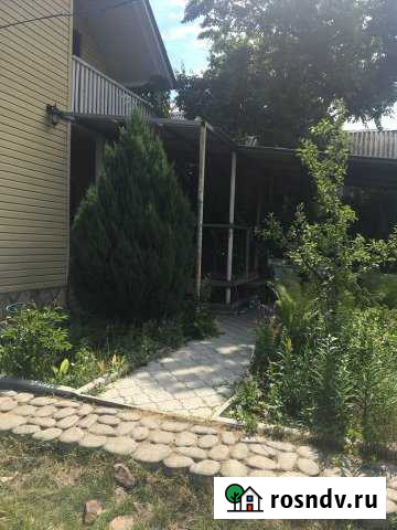 Дача 65 м² на участке 4 сот. в аренду посуточно в Энгельсе Энгельс - изображение 1