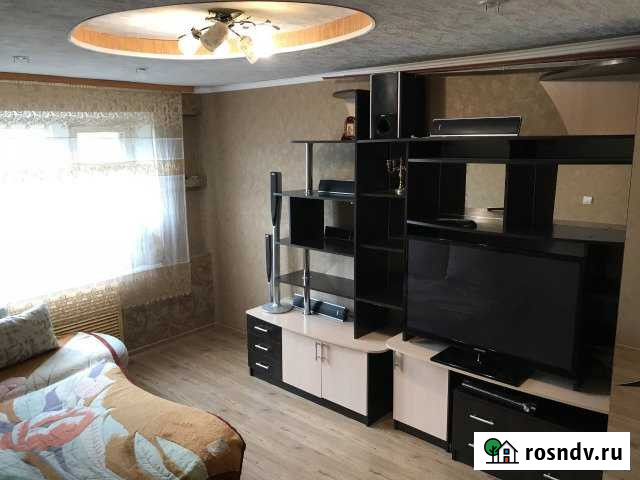 3-комнатная квартира, 70 м², 2/5 эт. в аренду посуточно в Надыме Надым - изображение 1