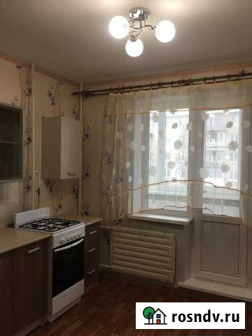 2-комнатная квартира, 63 м², 3/5 эт. в аренду на длительный срок в Волхове Волхов - изображение 1