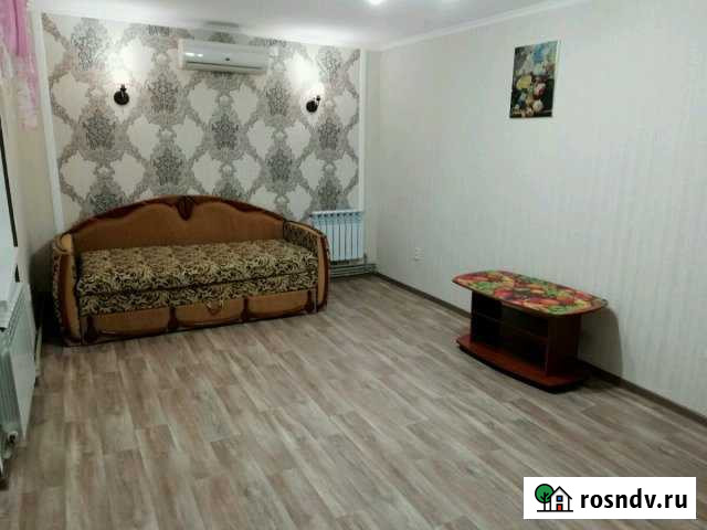 2-комнатная квартира, 70 м², 2/5 эт. в аренду посуточно в Приморском Приморский - изображение 1