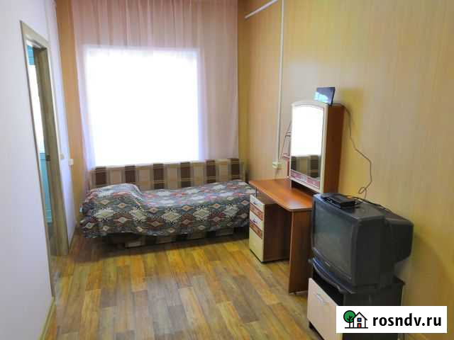 Комната 13 м² в 3-ком. кв., 1/1 эт. в аренду посуточно в Ванино Ванино - изображение 1