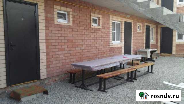 Комната 20 м² в 1-ком. кв., 1/2 эт. в аренду посуточно в Приморско-Ахтарске Приморско-Ахтарск - изображение 1