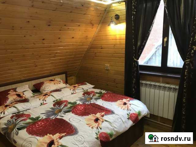 2-комнатная квартира, 50 м², 4/5 эт. в аренду посуточно в Воткинске Воткинск - изображение 1
