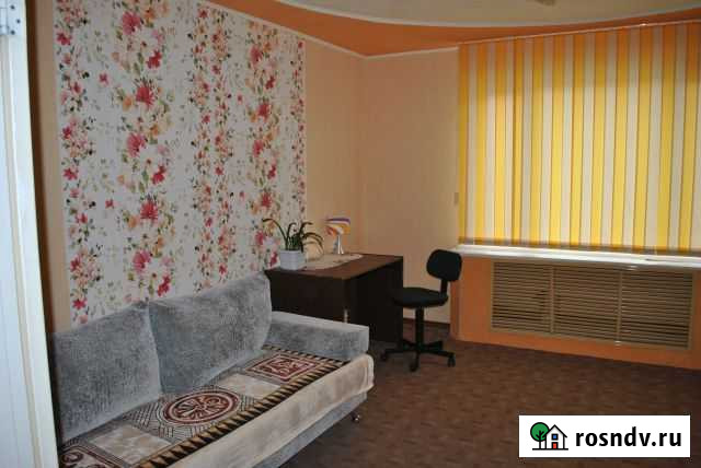 2-комнатная квартира, 60 м², 1/5 эт. в аренду посуточно в Нягани Нягань - изображение 1