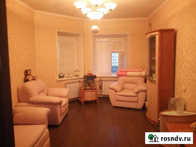 Комната 18 м² в 2-ком. кв., 2/9 эт. в аренду посуточно в Нижневартовске Нижневартовск - изображение 1