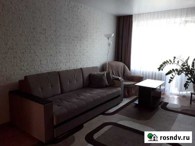 3-комнатная квартира, 60 м², 2/5 эт. в аренду посуточно в Яровом Яровое - изображение 1