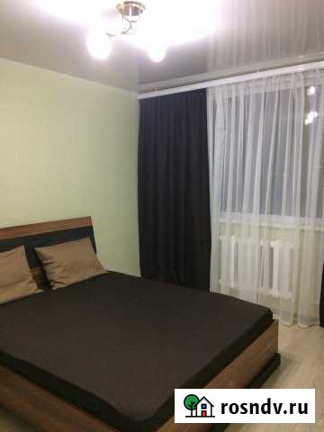 1-комнатная квартира, 30 м², 3/5 эт. в аренду посуточно в Куйбышеве Куйбышев - изображение 1