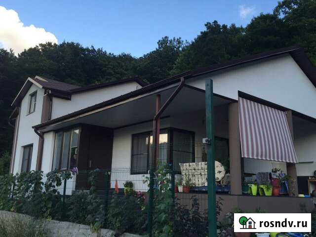 Дом 175 м² на участке 4.5 сот. в аренду на длительный срок в Агое Агой - изображение 1