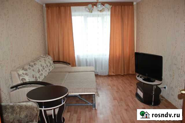 1-комнатная квартира, 35 м², 1/10 эт. в аренду посуточно в Нижнекамске Нижнекамск - изображение 1