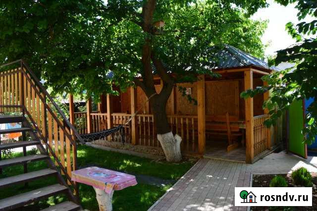 Коттедж 100 м² на участке 5 сот. в аренду посуточно в Севастополе Севастополь - изображение 1