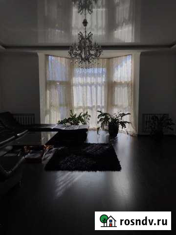 5-комнатная квартира, 160 м², 2/2 эт. в аренду на длительный срок в Набережных Челнах Набережные Челны - изображение 1