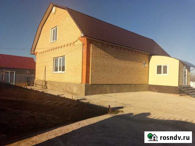 Коттедж 182 м² на участке 15 сот. на продажу в Пугачеве Пугачев - изображение 1