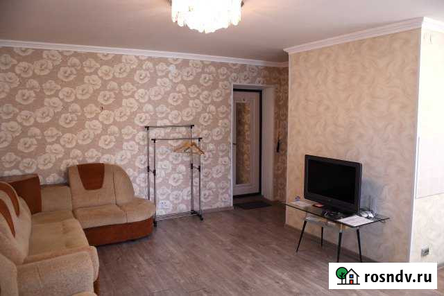 2-комнатная квартира, 43 м², 3/5 эт. в аренду посуточно в Усть-Куте Усть-Кут - изображение 1