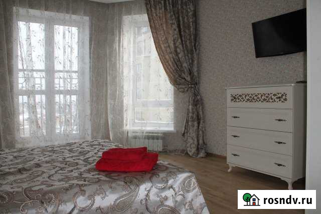 3-комнатная квартира, 89 м², 20/24 эт. в аренду посуточно в Тюмени Тюмень - изображение 1