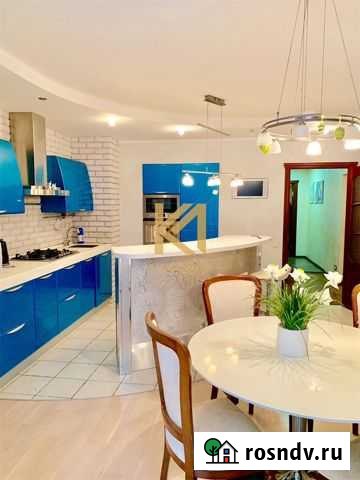 4-комнатная квартира, 265 м², 2/10 эт. в аренду на длительный срок в Саратове Саратов - изображение 1
