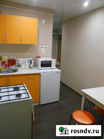 1-комнатная квартира, 44 м², 1/5 эт. в аренду посуточно в Боровичах Боровичи - изображение 1