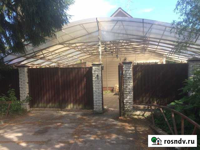 Коттедж 200 м² на участке 10 сот. в аренду на длительный срок в Санкт-Петербурге Санкт-Петербург - изображение 1