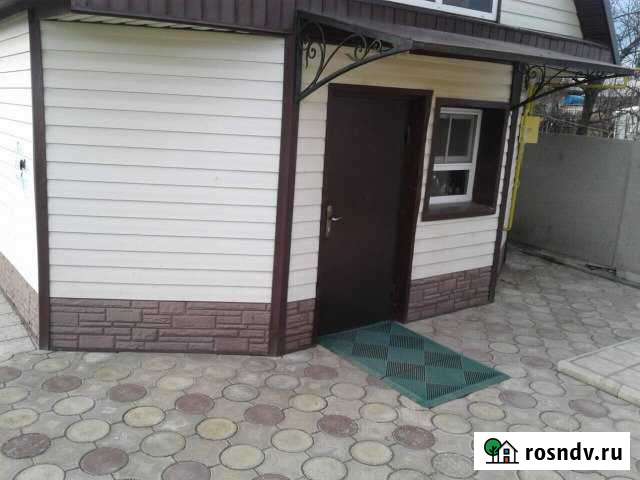 Коттедж 100 м² на участке 6 сот. в аренду посуточно в Волжском Волгоградской области Волжский - изображение 1