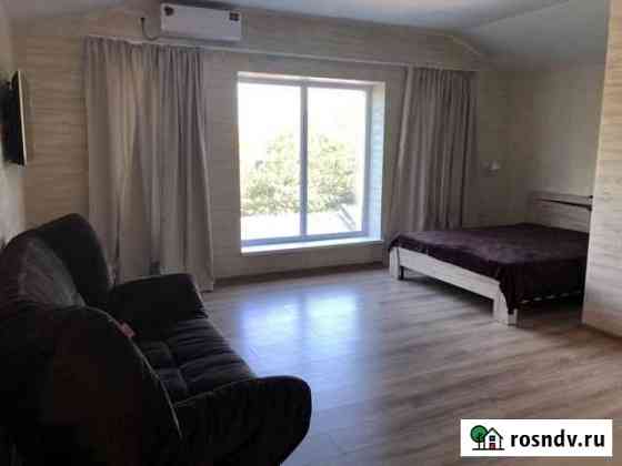 Комната 19 м² в 1-ком. кв., 2/2 эт. в аренду посуточно в Черноморском Республики Крым Черноморское
