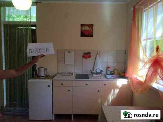 Дача 35 м² на участке 1 сот. в аренду посуточно в Геленджике Геленджик