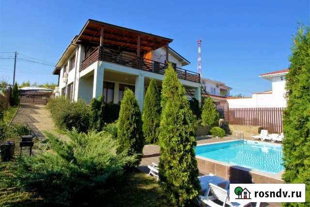 Дом 350 м² на участке 6 сот. в аренду посуточно в Архипо-Осиповке Архипо-Осиповка - изображение 1