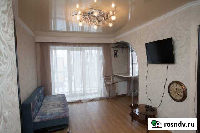 2-комнатная квартира, 42 м², 3/5 эт. в аренду посуточно в Ленинске-Кузнецком Ленинск-Кузнецкий - изображение 1