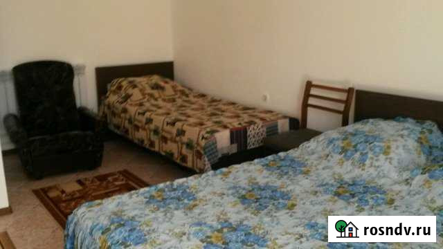 Комната 20 м² в 1-ком. кв., 1/1 эт. в аренду посуточно в Мысхако Мысхако - изображение 1