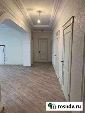 4-комнатная квартира, 140 м², 3/5 эт. на продажу в Черкесске Черкесск