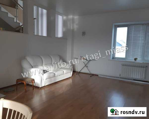 Коттедж 226.8 м² на участке 8.1 сот. на продажу в Миассе Миасс - изображение 1