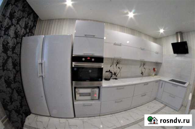 3-комнатная квартира, 100 м², 2/12 эт. в аренду на длительный срок в Абакане Абакан - изображение 1