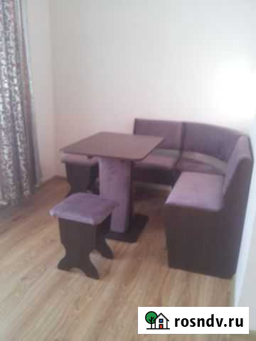 Комната 40 м² в 1-ком. кв., 3/3 эт. в аренду посуточно в Бийске Бийск - изображение 1