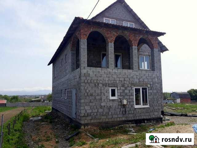 Дом 326.1 м² на участке 18.3 сот. на продажу в Артеме Артем - изображение 1